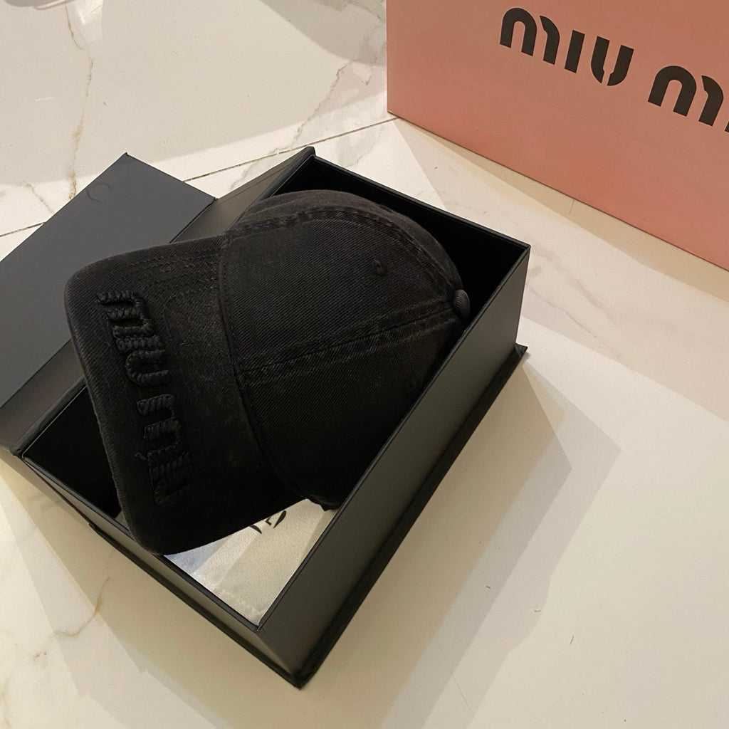 Miu Miu Distressed Washed Baseball Cap - Black / White
