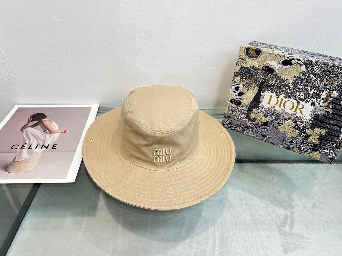 Miu Miu Bucket Hat - Pink / Beige