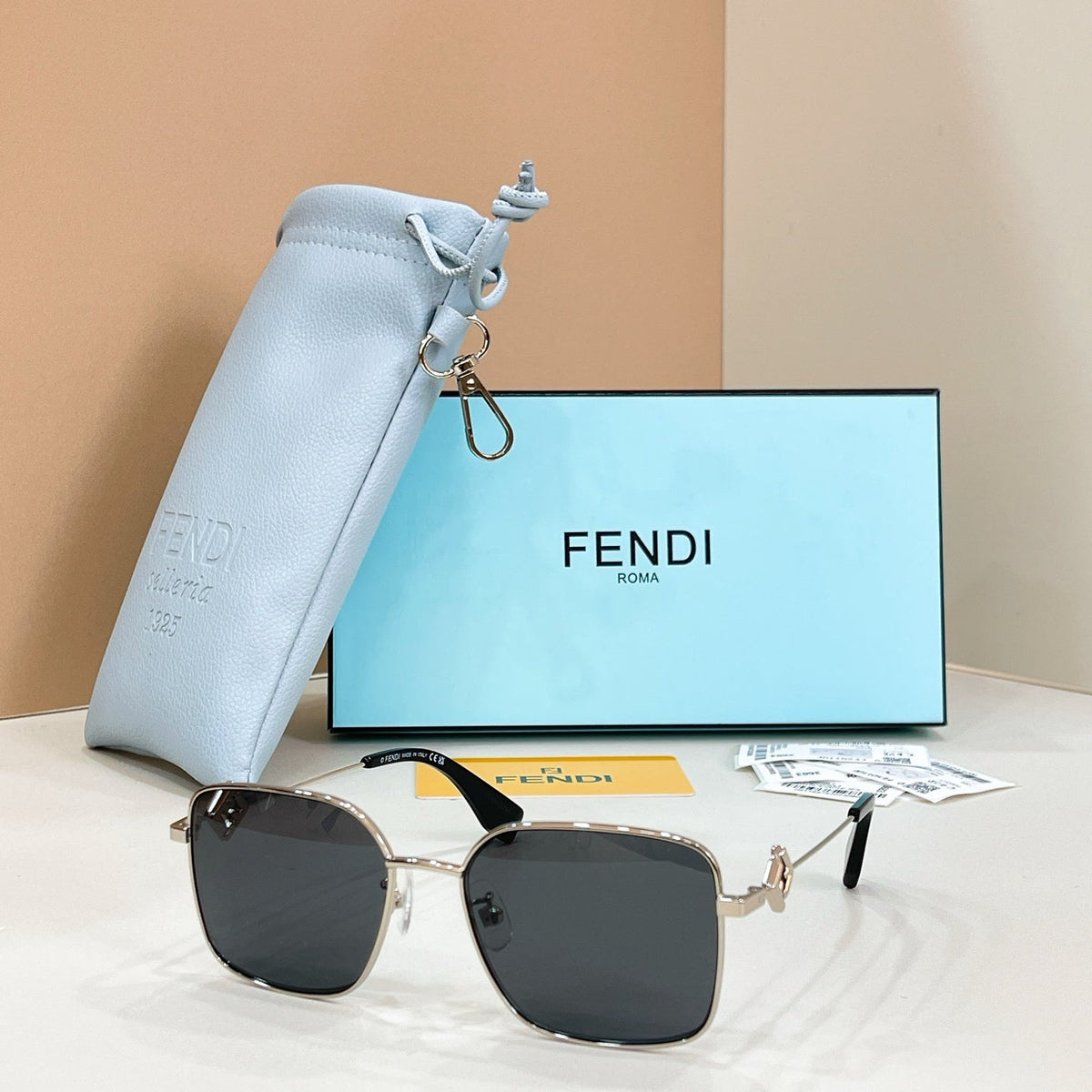 Fendi FE50110F Eyeglass Frames