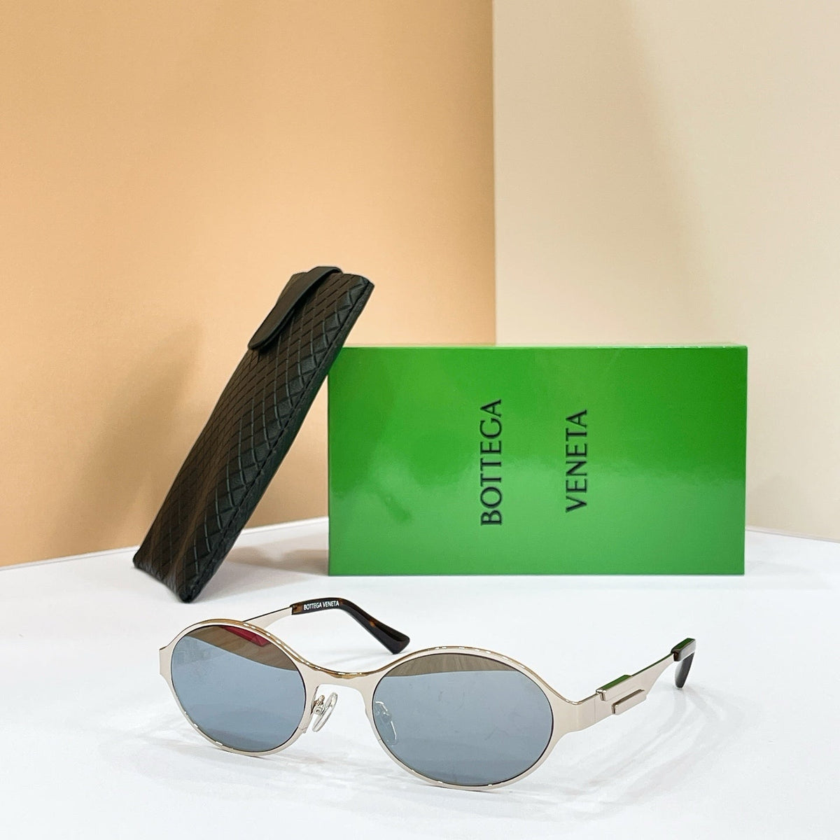 Bottega Veneta BV1456S Sunglasses