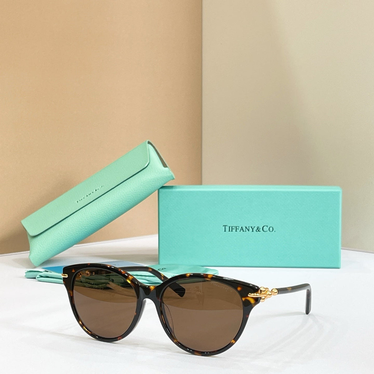 Tiffany & Co. TF2289D Eyeglass Frames