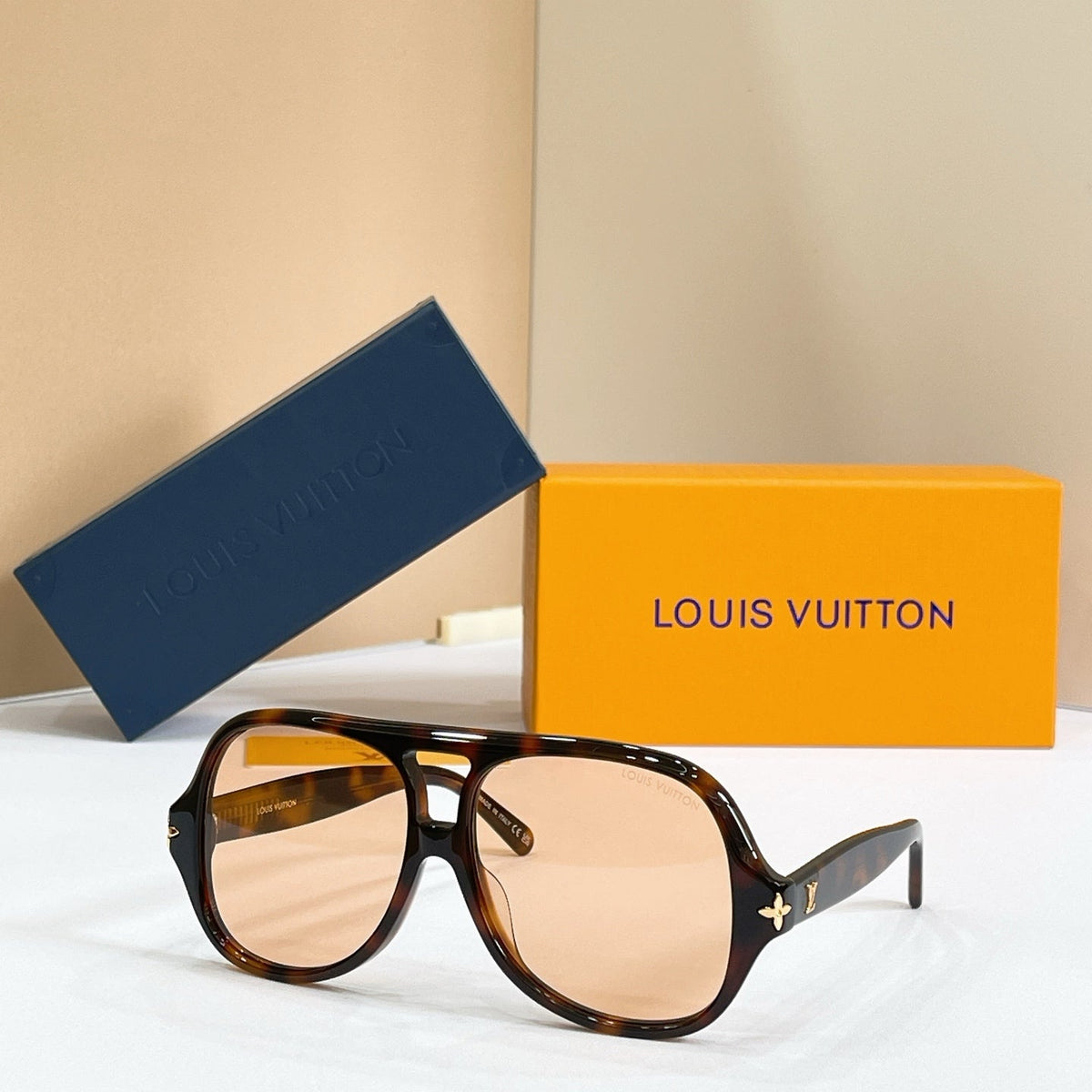 Louis Vuitton Z3476U Sunglasses