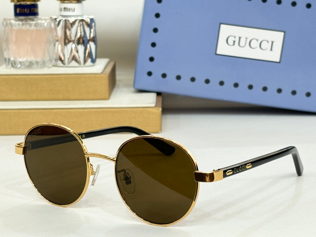 Gucci GG1585O Eyeglass Frames