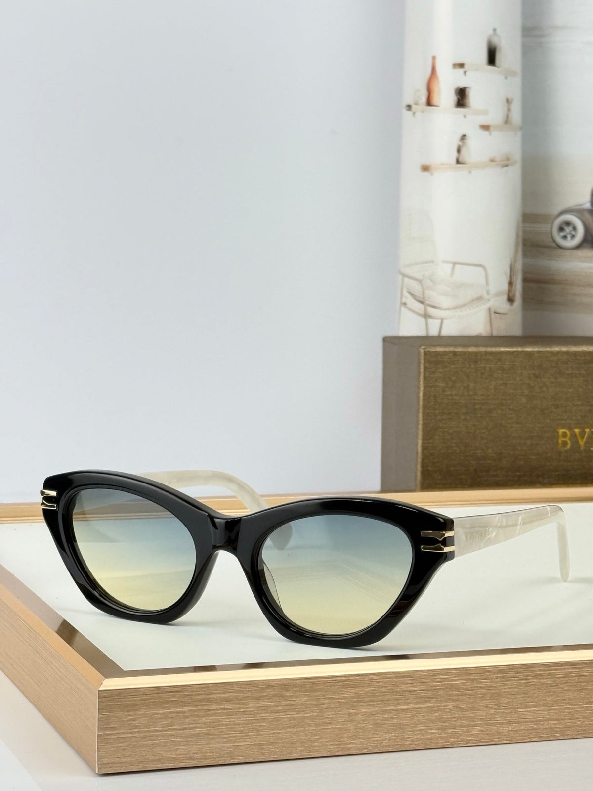 Bvlgari BV40099I Sunglasses