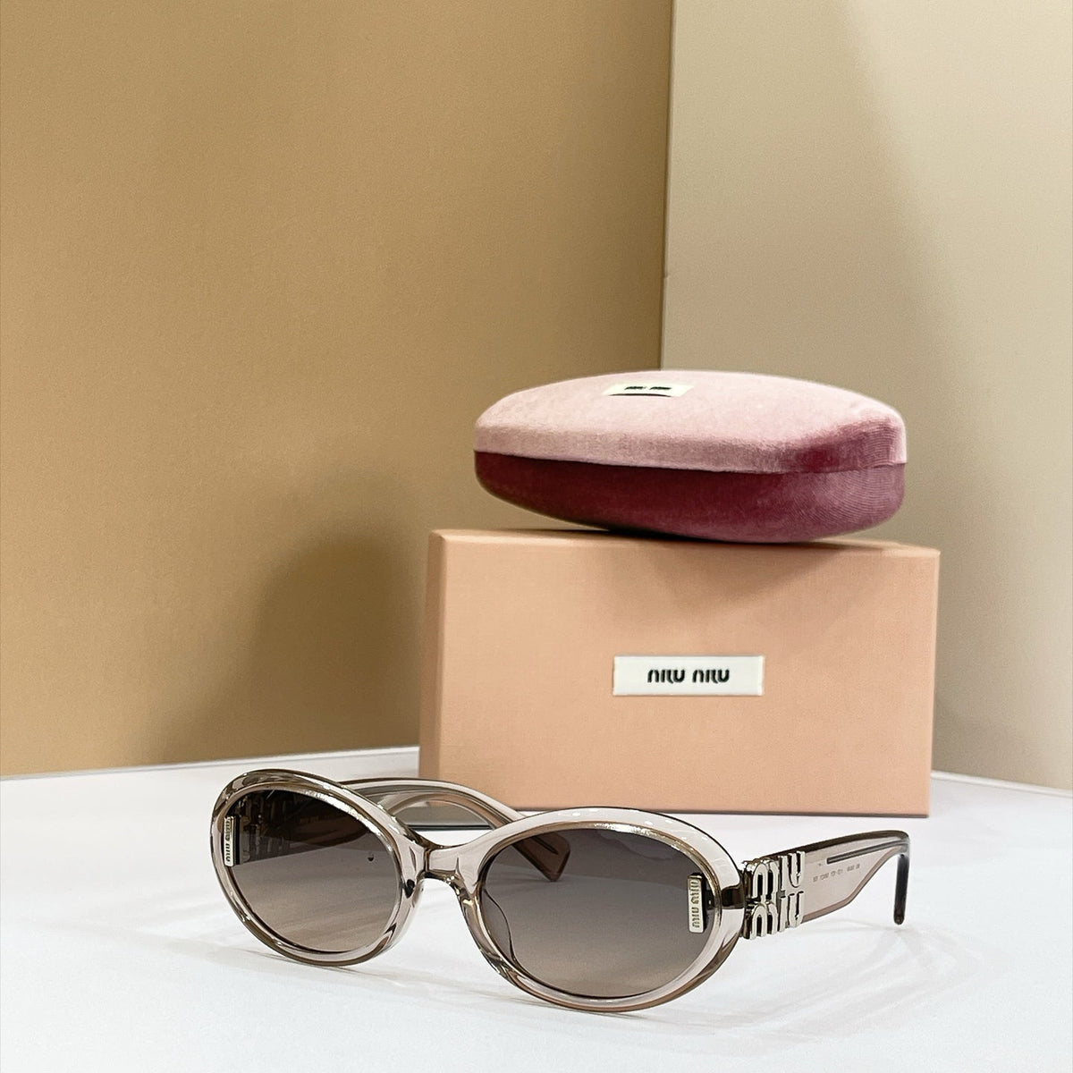 Miu Miu MU 158AV Sunglasses