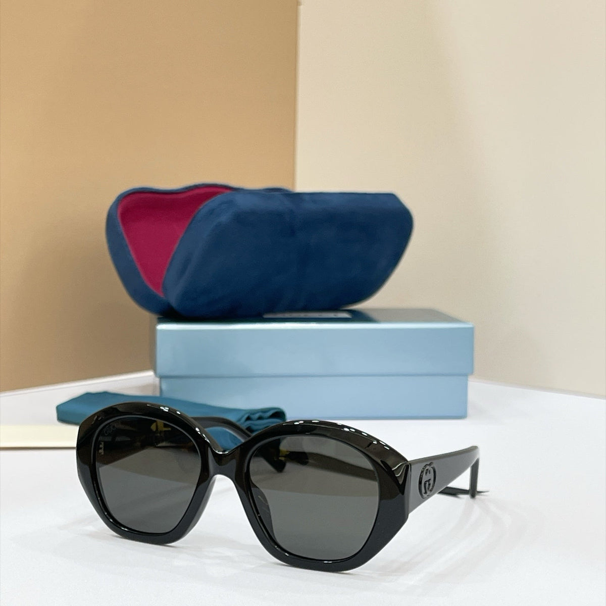Gucci GG2200S Sunglasses
